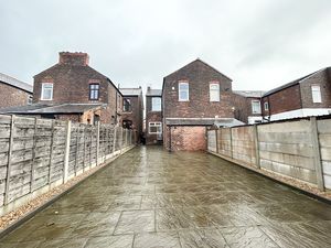 Photo 13- click for photo gallery